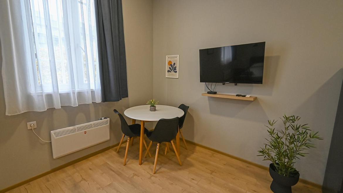 Big Studio Apt.On Liberty Square Tbilisi Exterior photo